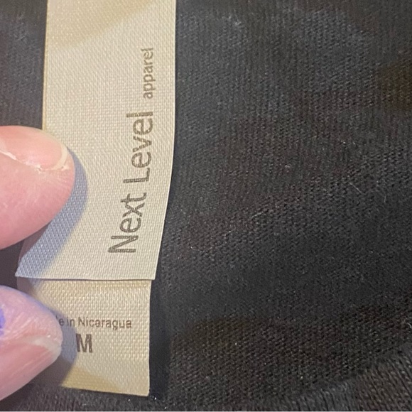 Hail Catan tee shirt SZ M GUC, chest 20” length 28” sleeves 4” - Picture 4 of 7